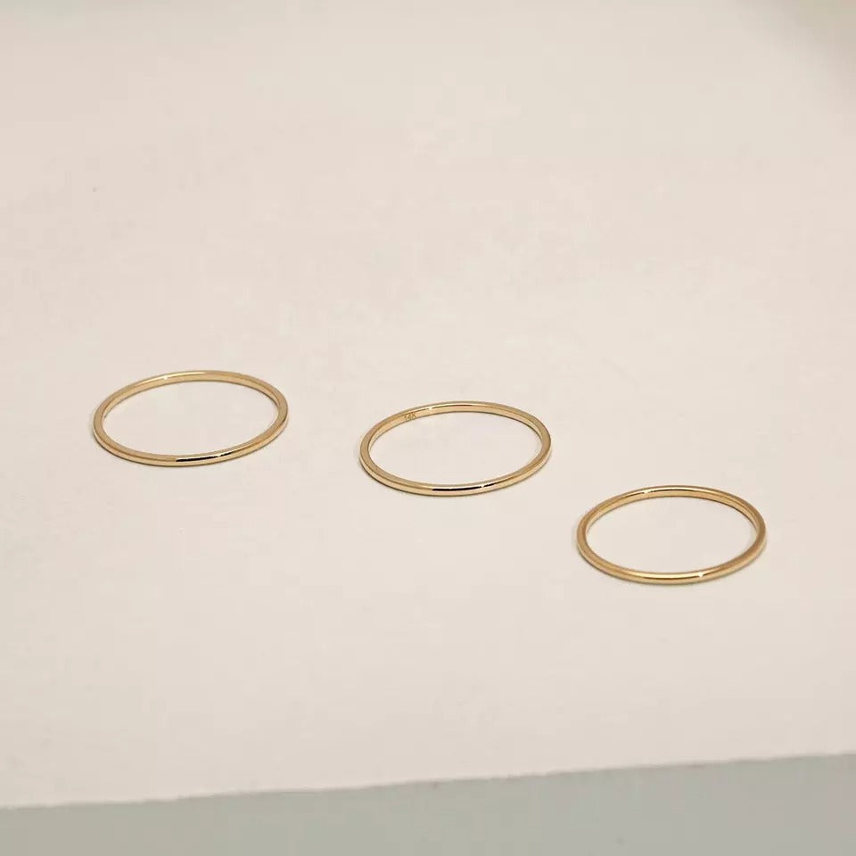 14k Gold Skinny Ring - 1mm
